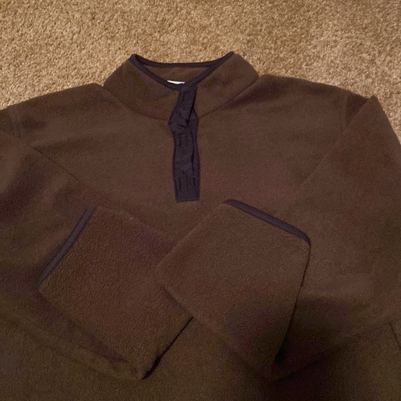 Long sleeve sweater boy’s large from The Original Arizona jean company. Large - Picture 6 of 6